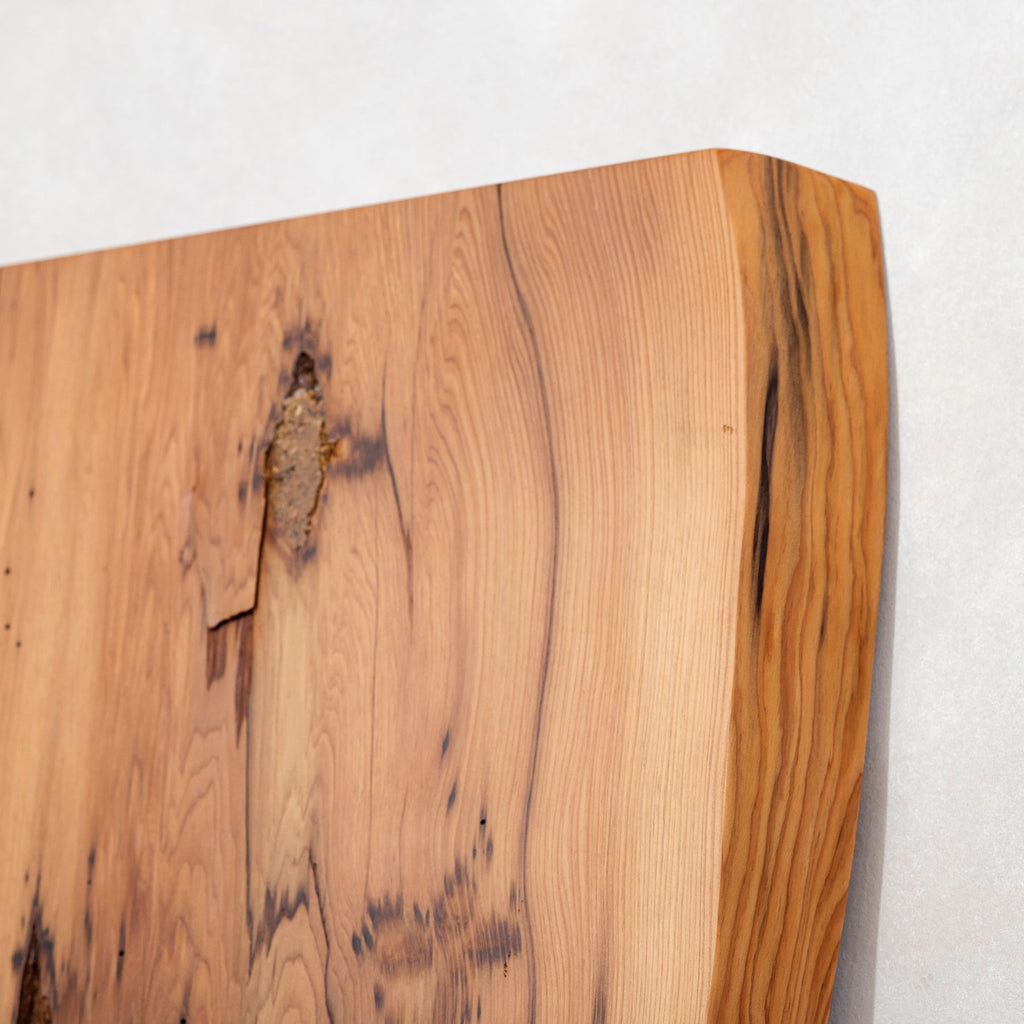 厳選一枚板 / 屋久杉 #0046　1950 × 622 ~ 855 mm
