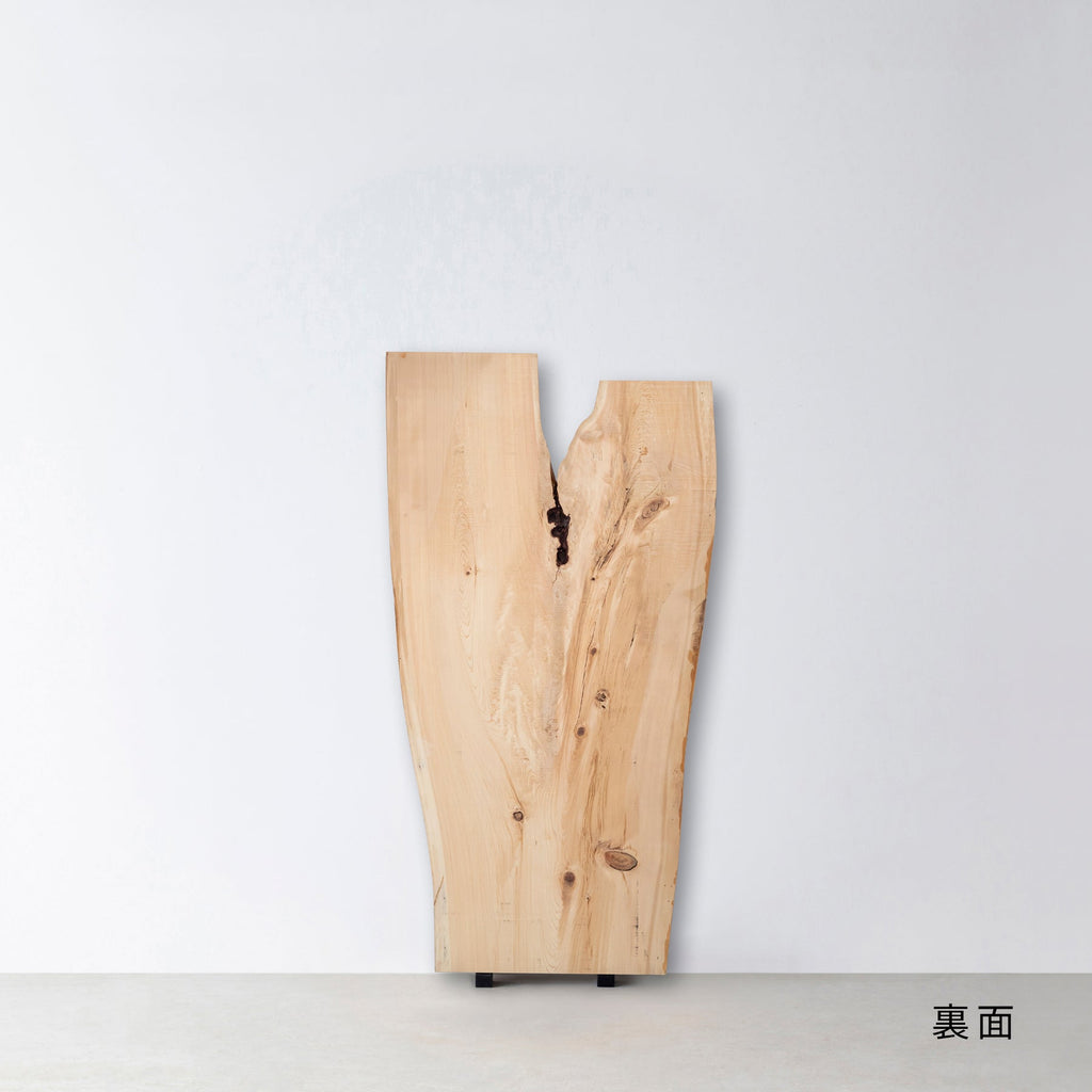 一枚板 / ヒノキ #0054　1466 × 520 ~ 790 mm