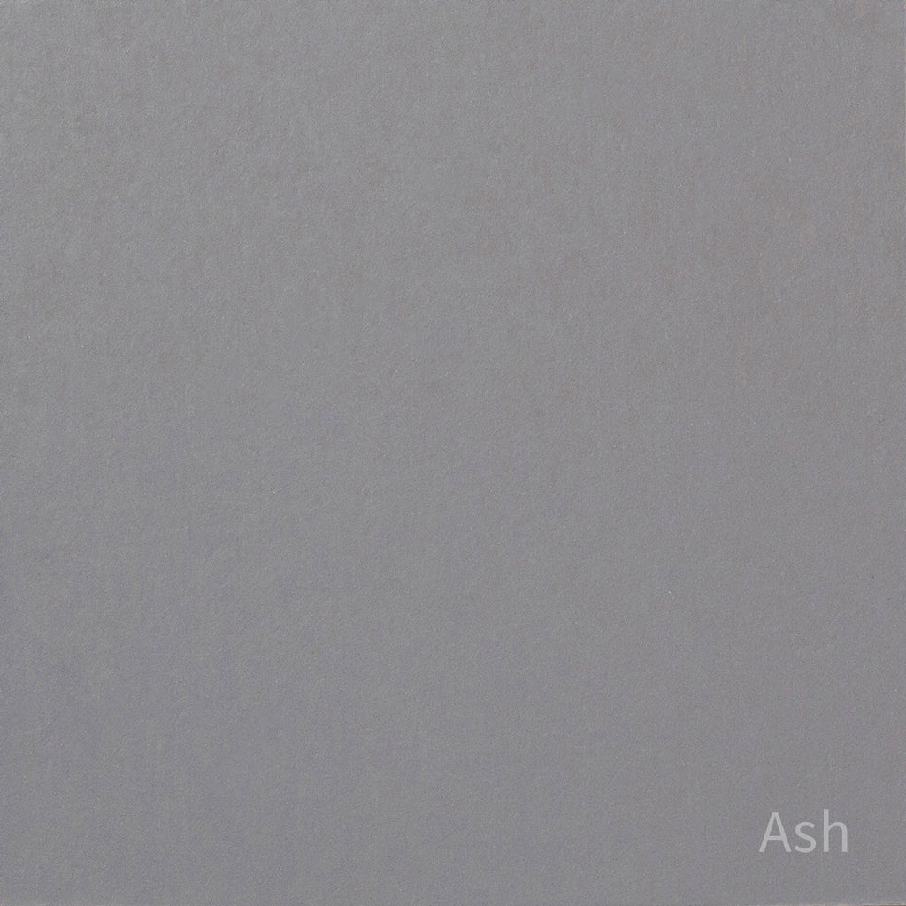 Kanademonoのリノリウム素材の棚板にブラックアイアンフレームを組み合わせた２段ストレージシェルフ /Ash（色見本）