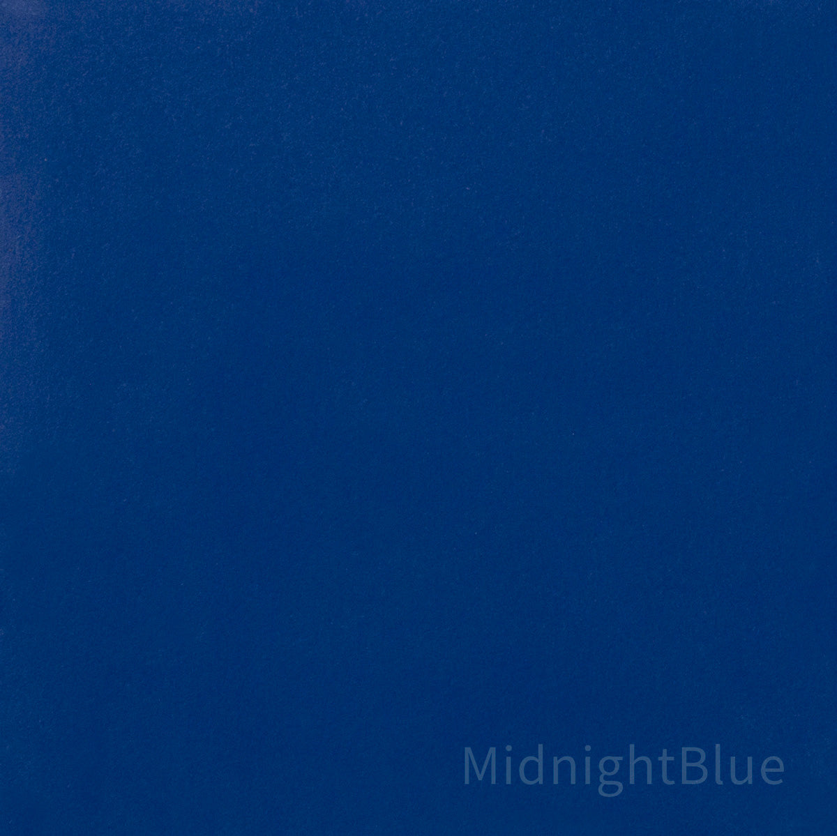 Kanademonoのリノリウム素材の棚板にホワイトのアイアンフレームを組み合わせた4段ストレージシェルフ / Midnight_blue（色見本）