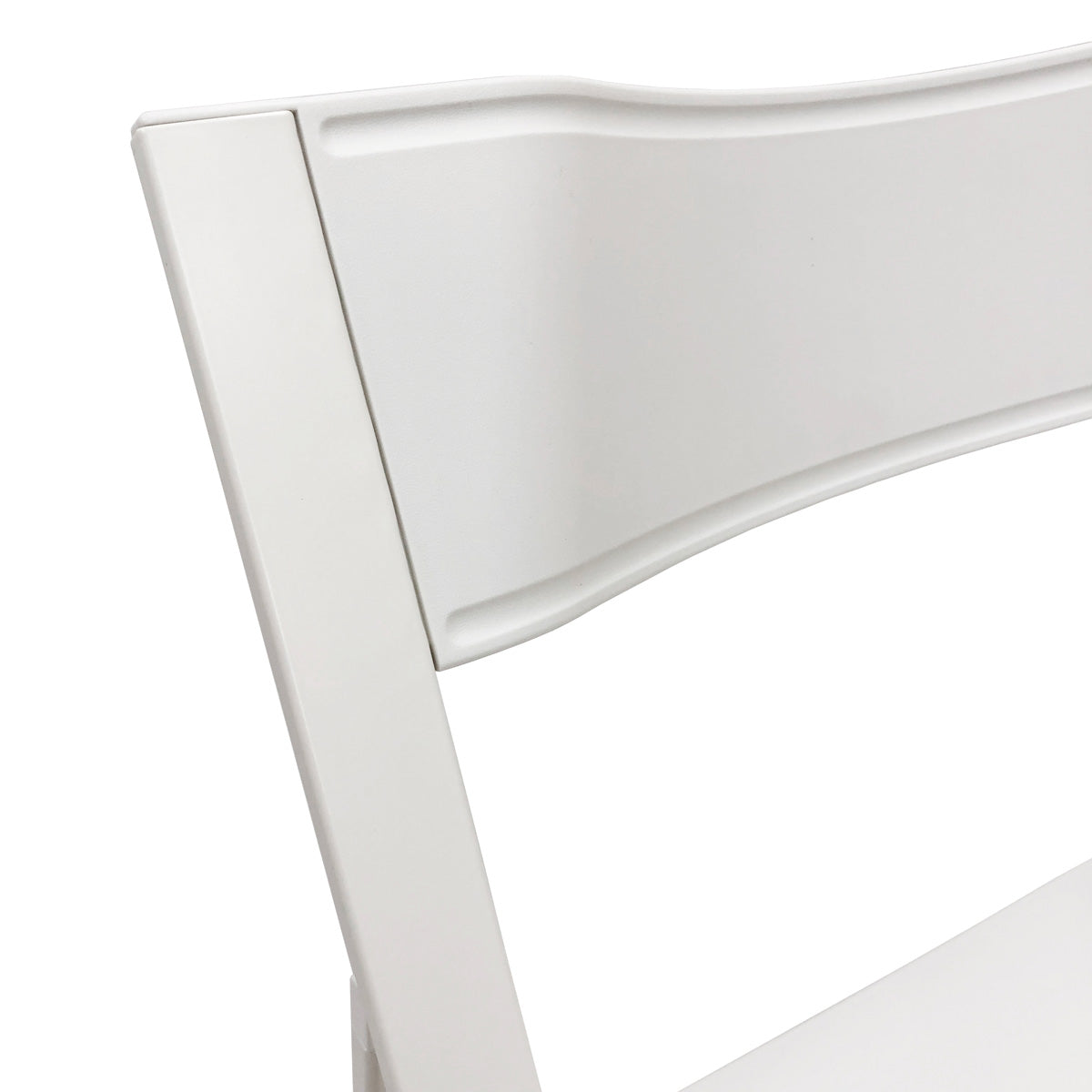 イタリア製のスリムでスタイリッシュな仕上がりが美しいホワイトの折りたたみチェア（背もたれ）