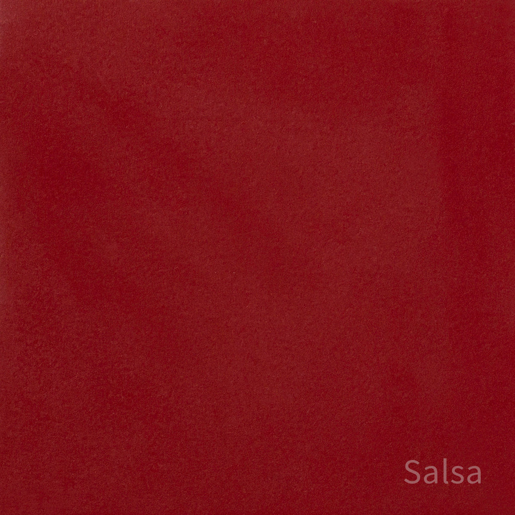 Kanademonoのリノリウム素材の棚板にステンレスフレームを組み合わせた２段ストレージシェルフ /Salsa（色見本）