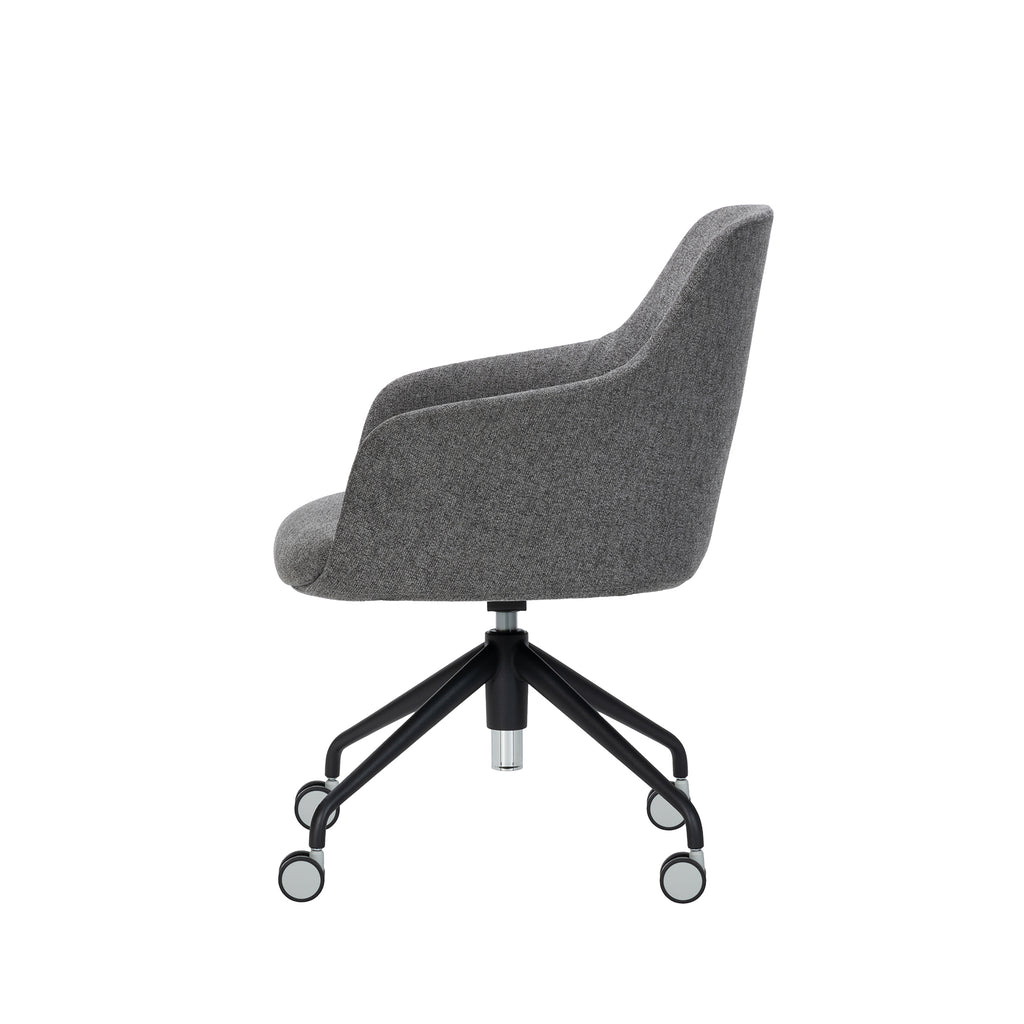 HUGGLE CASTER CHAIR(ハグル キャスター チェア)　294902、294896